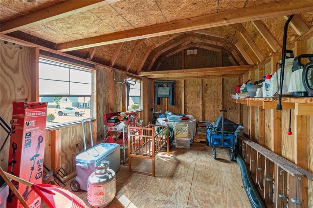 222 Meadow Run Property Photo 30