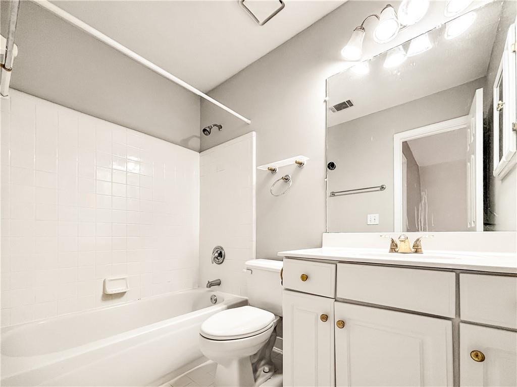2092 Drogheda Lane Property Photo 24
