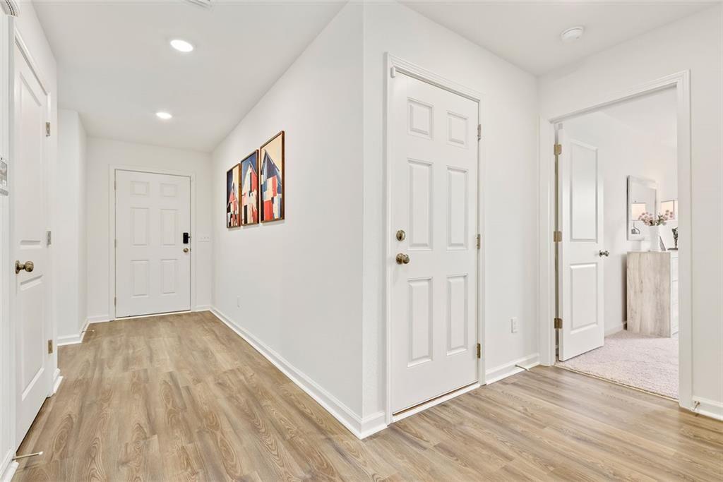 101 Rainbow Lane Property Photo 4