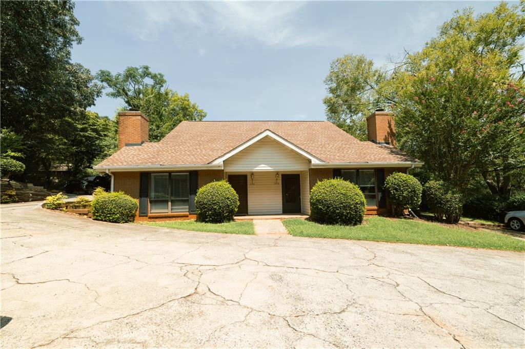 1256 Minhinette Drive Property Photo 1