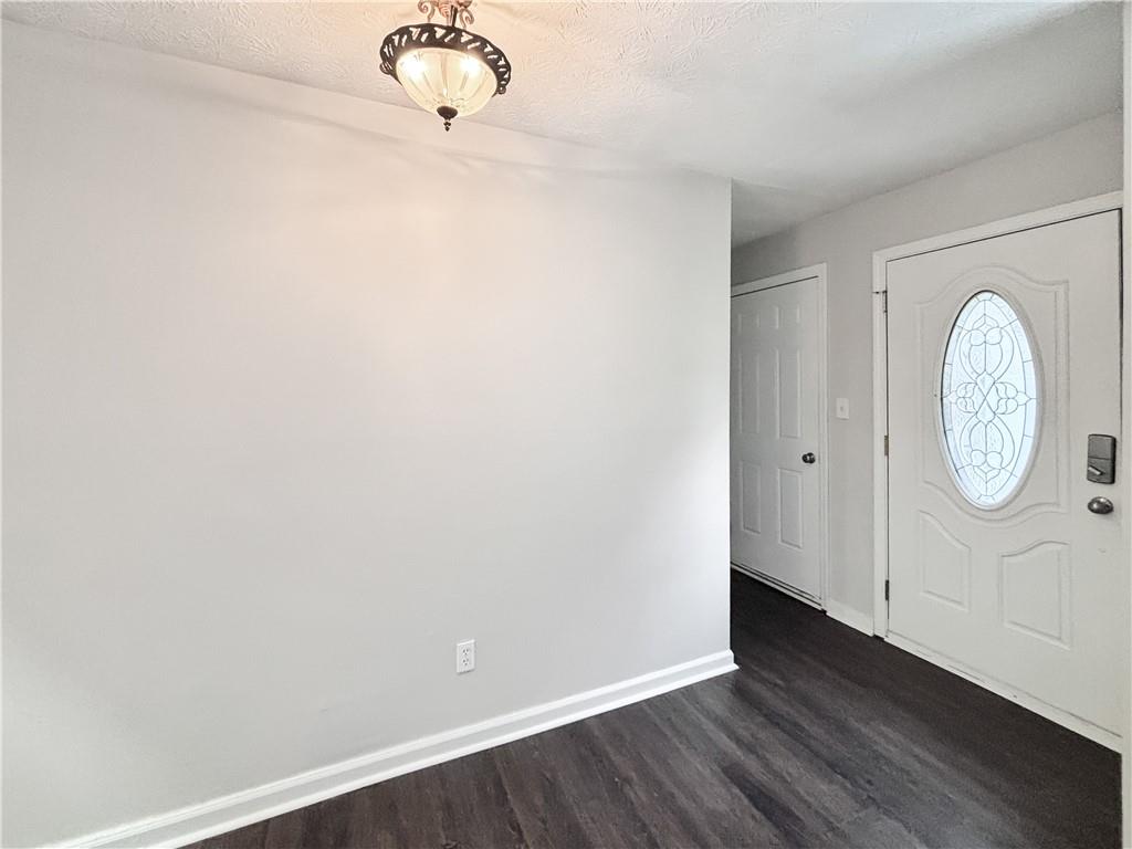 1552 Blackwell Road Property Photo 2