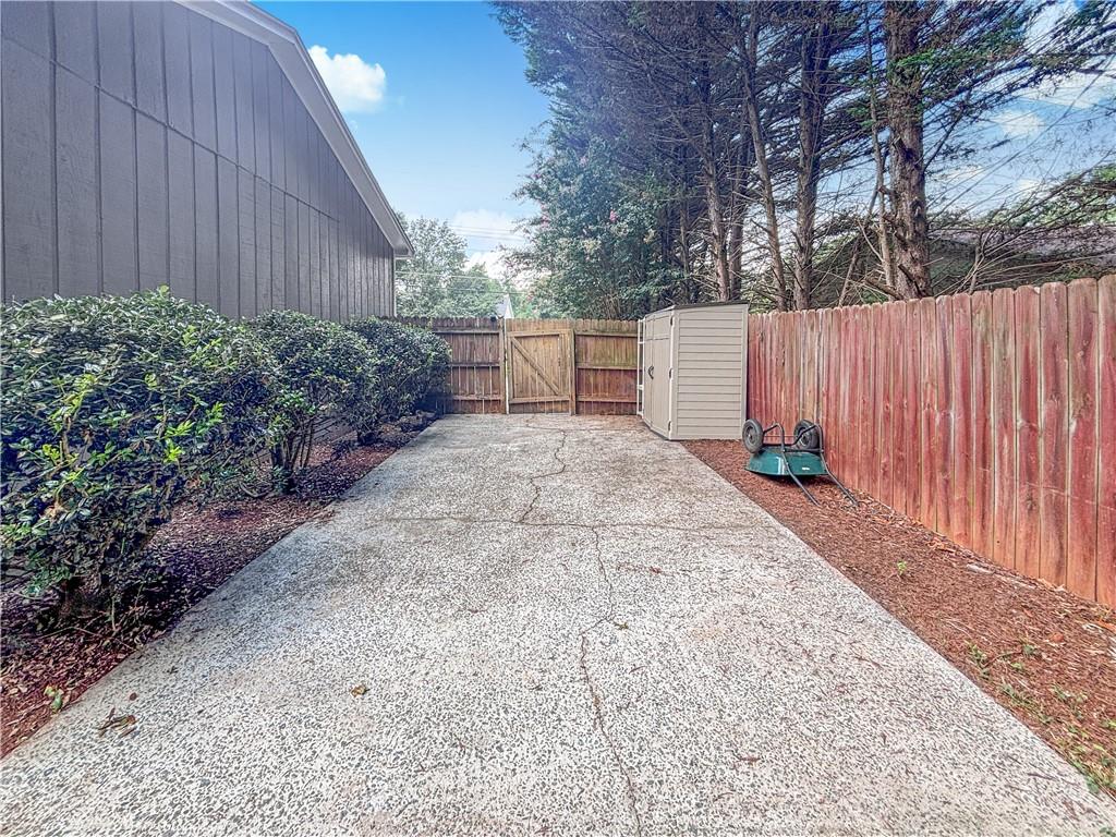 1552 Blackwell Road Property Photo 25