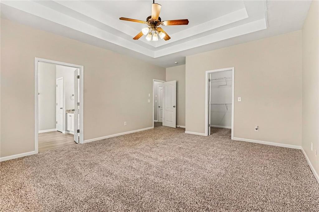 6892 Grand Hickory Drive Property Photo 6