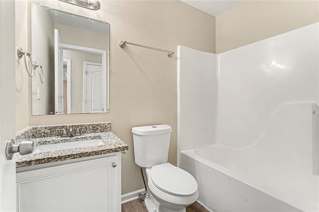 6892 Grand Hickory Drive Property Photo 10