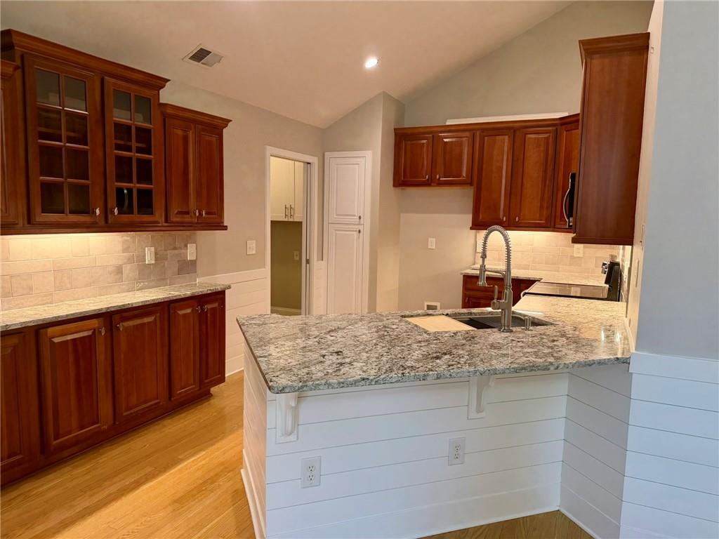 5278 Stone Village Circle Circle Nw Unit 8 Property Photo 8