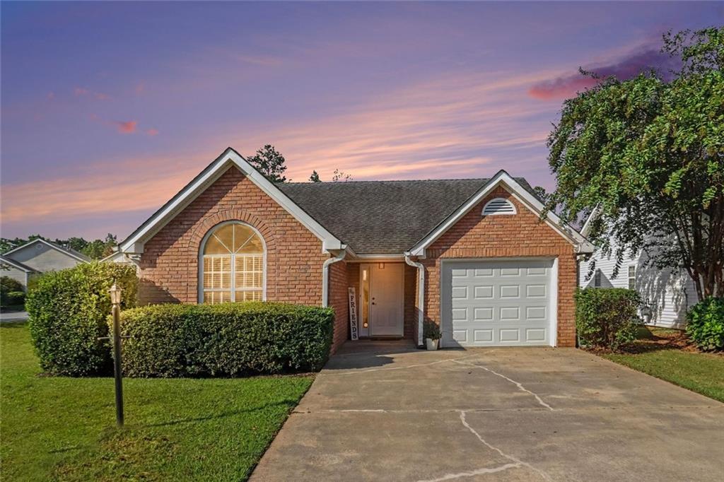37 Greentree Drive Property Photo 1