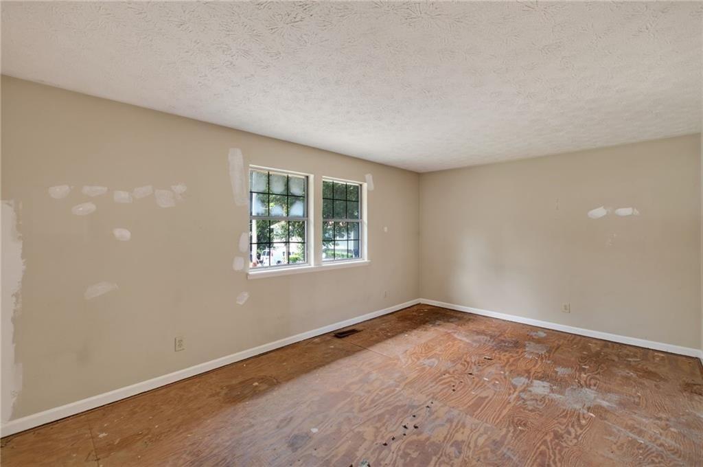 6077 Cherokee Valley Terrace Property Photo 6