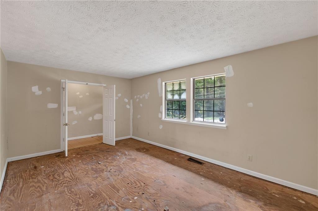 6077 Cherokee Valley Terrace Property Photo 8