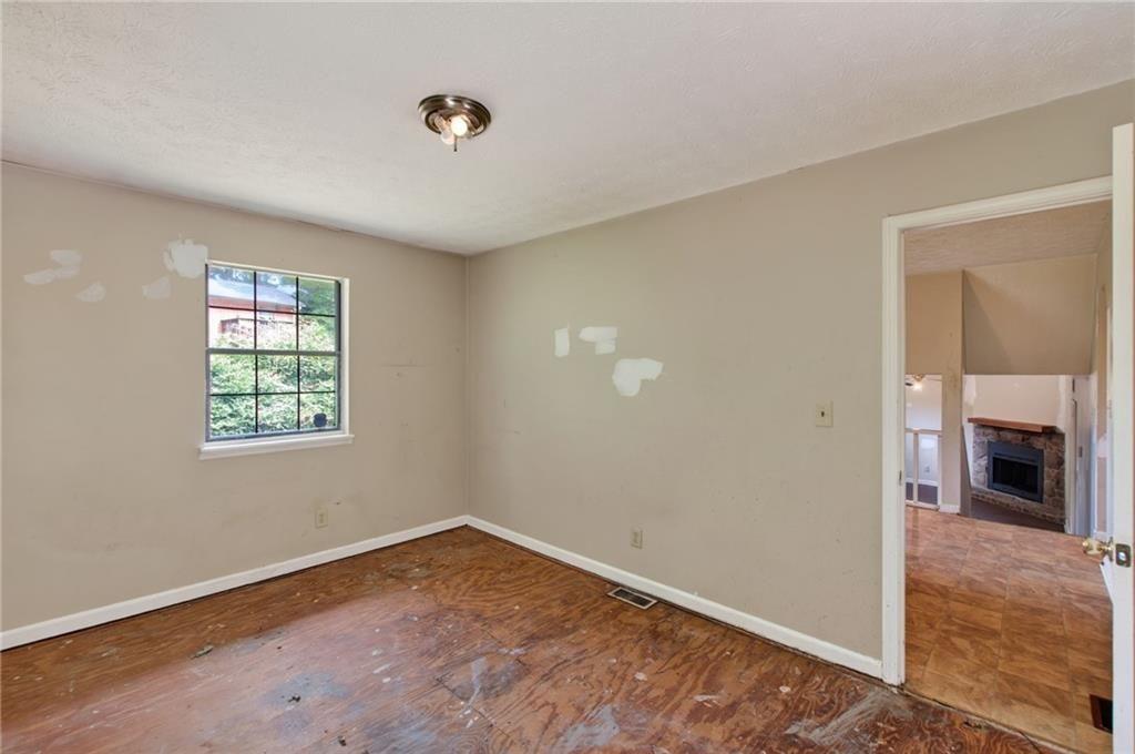 6077 Cherokee Valley Terrace Property Photo 9