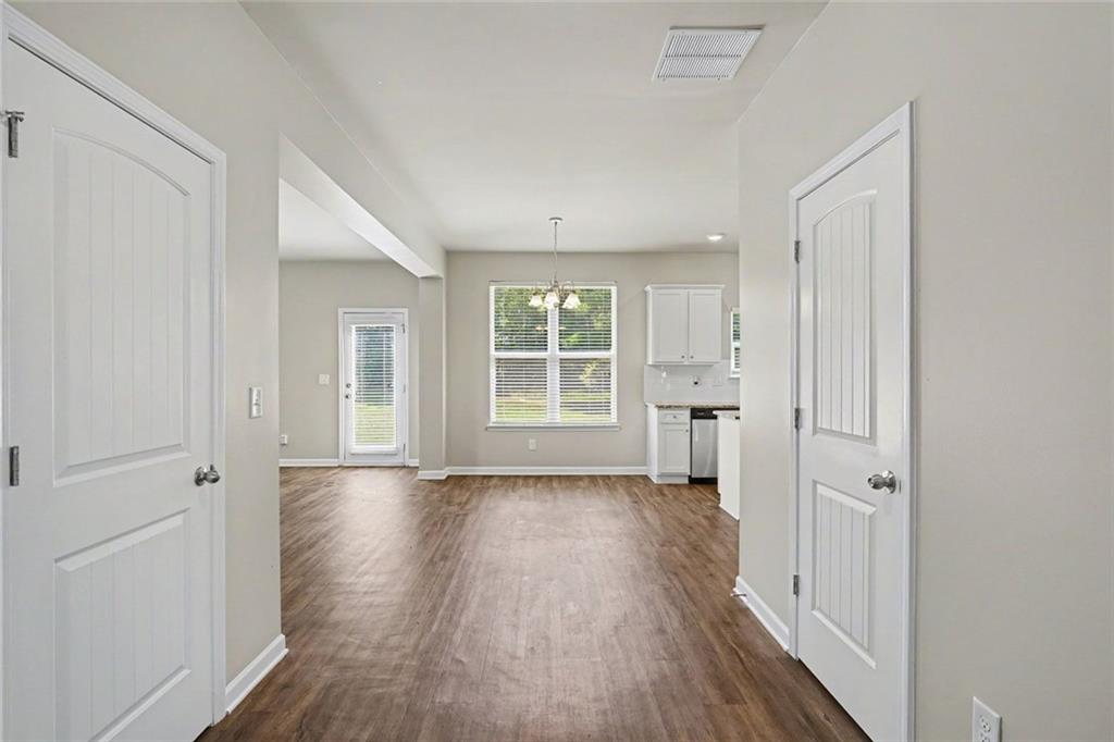 1146 E Shoreview Drive Property Photo 3