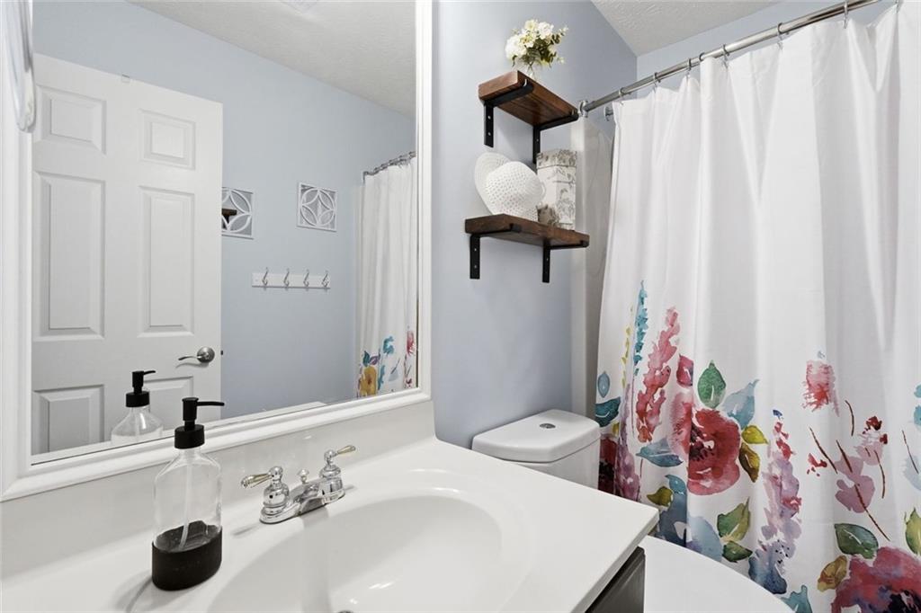 306 Chamberlyn Lane Property Photo 23