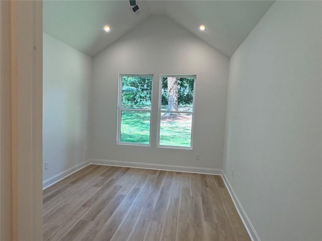 7825694 Property Photo 12
