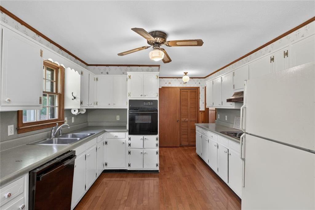 3982 Pool Road Property Photo 10