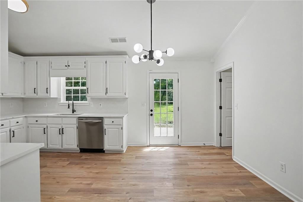 305 Veal Road Property Photo 8