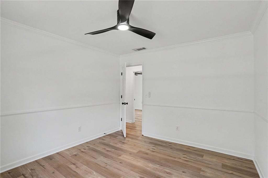 305 Veal Road Property Photo 17