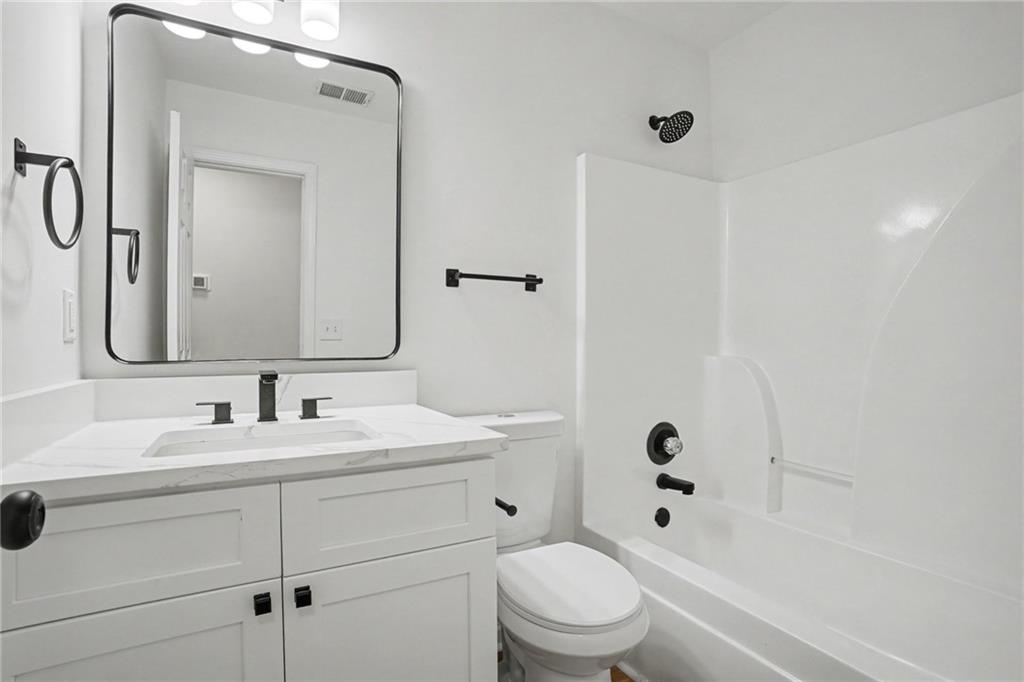 305 Veal Road Property Photo 20