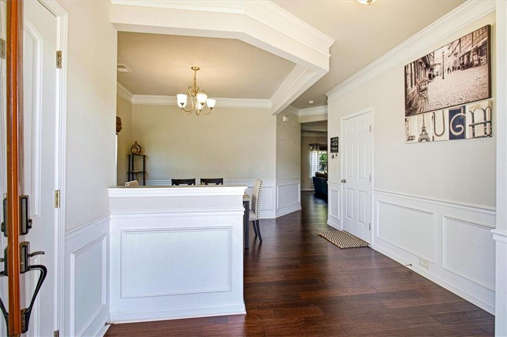 971 Sonoma Drive Property Photo 3