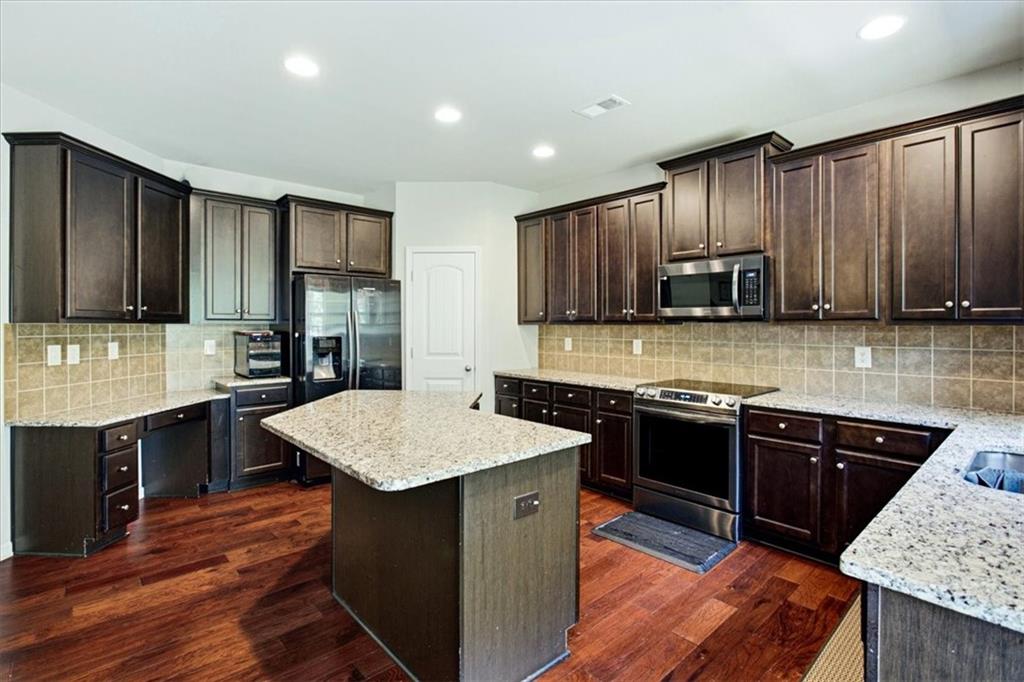 971 Sonoma Drive Property Photo 10