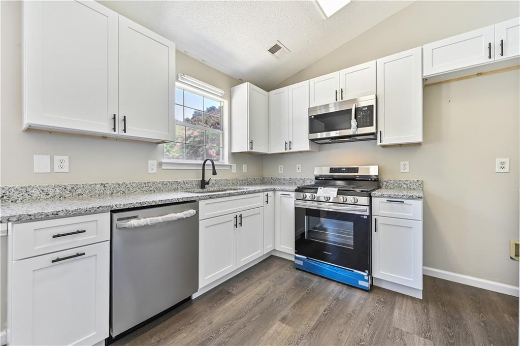 103 River Meadow Drive Property Photo 10