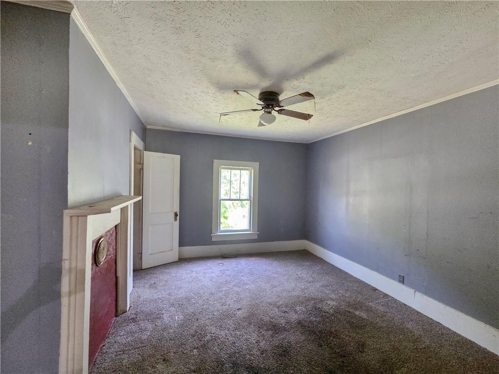 335 E Pine Street Property Photo 10