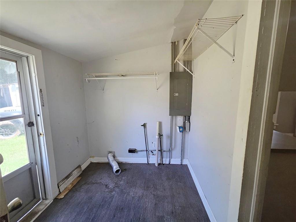 335 E Pine Street Property Photo 15