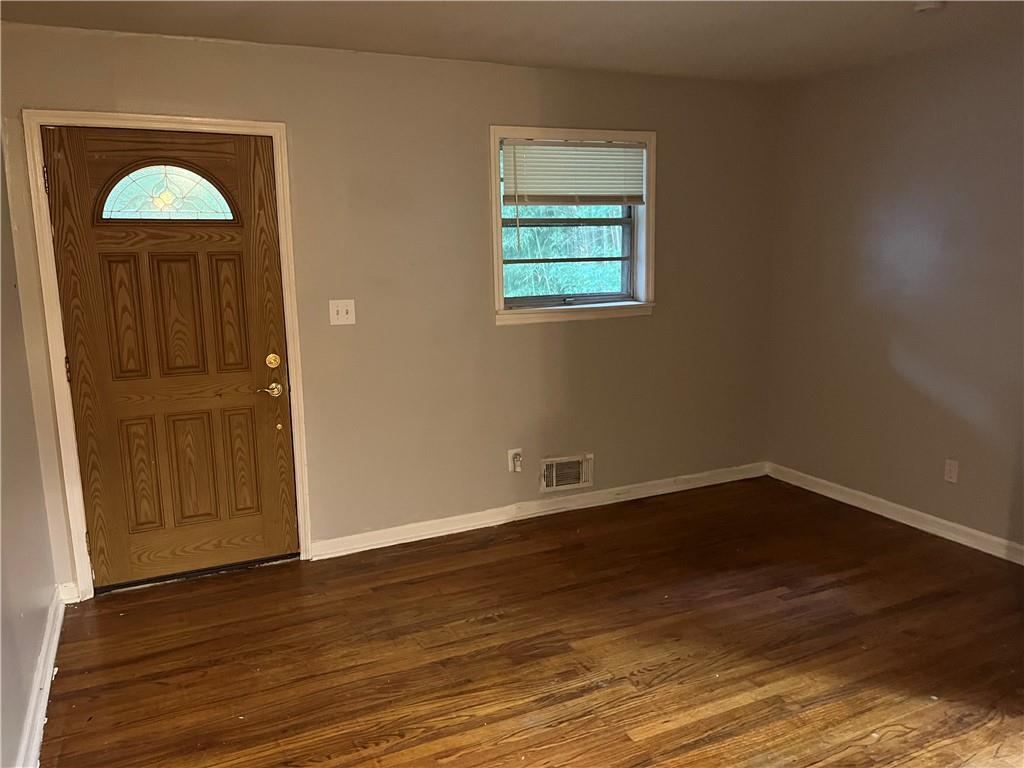 841 Larkin Lane Unit 1 Property Photo 3