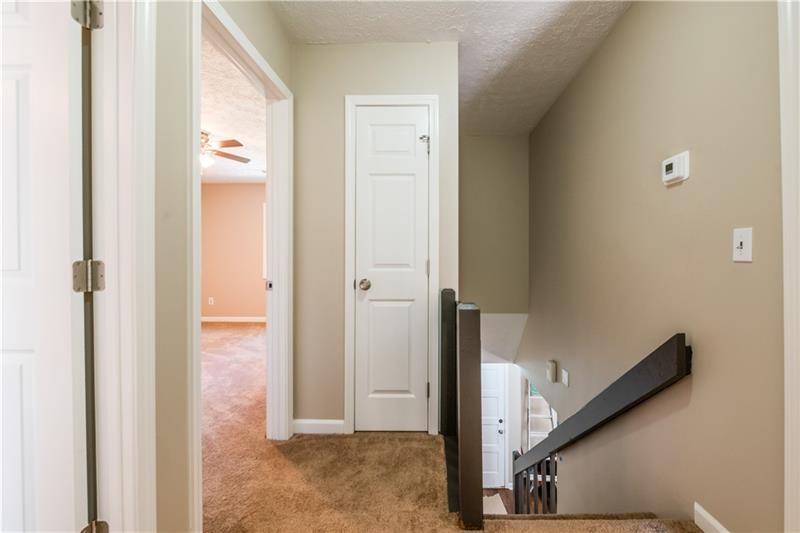 998 Ascot Court Property Photo 19