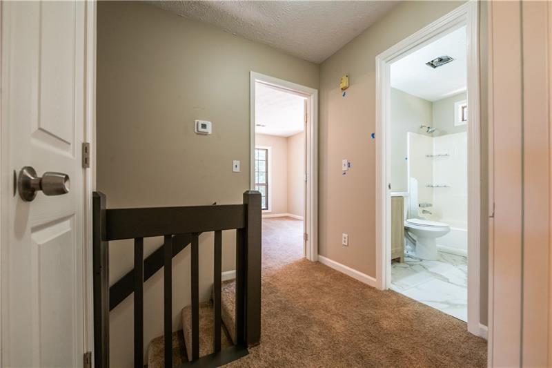 998 Ascot Court Property Photo 31