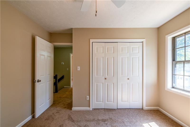998 Ascot Court Property Photo 34