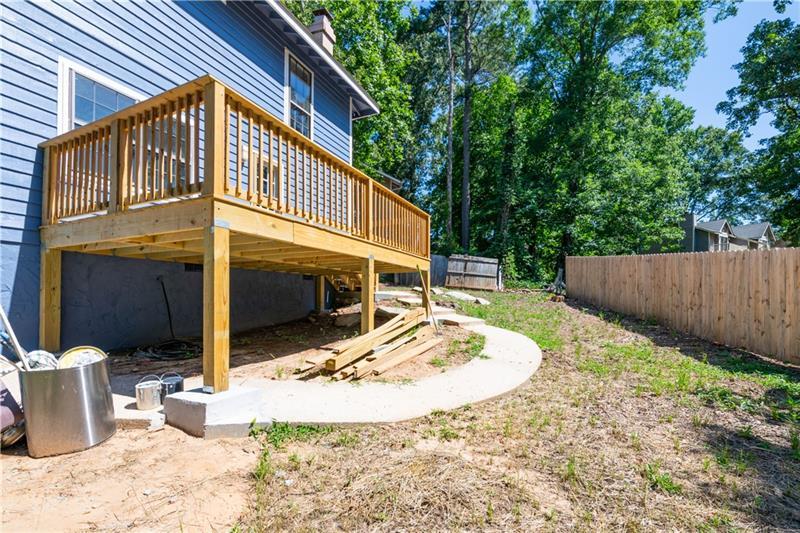 998 Ascot Court Property Photo 46