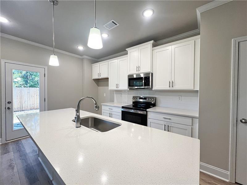 5495 Rock Place Court Property Photo 11