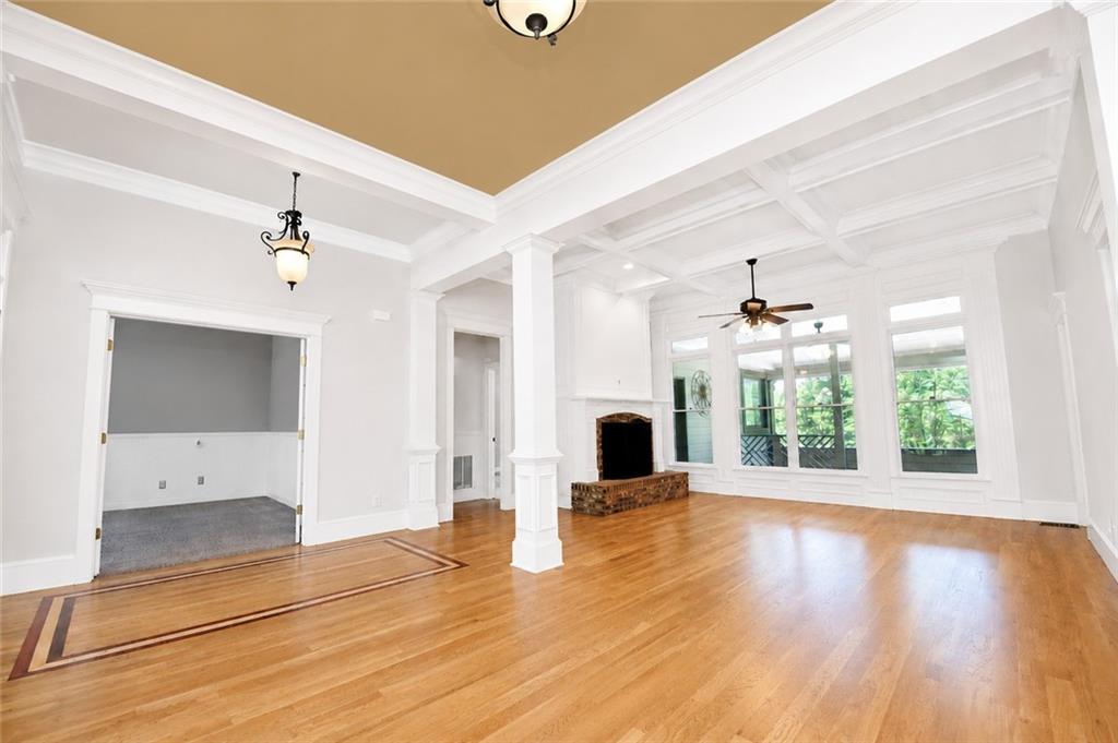 204 Lynn Lane Property Photo 28