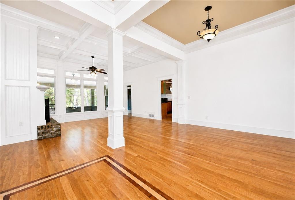 204 Lynn Lane Property Photo 29