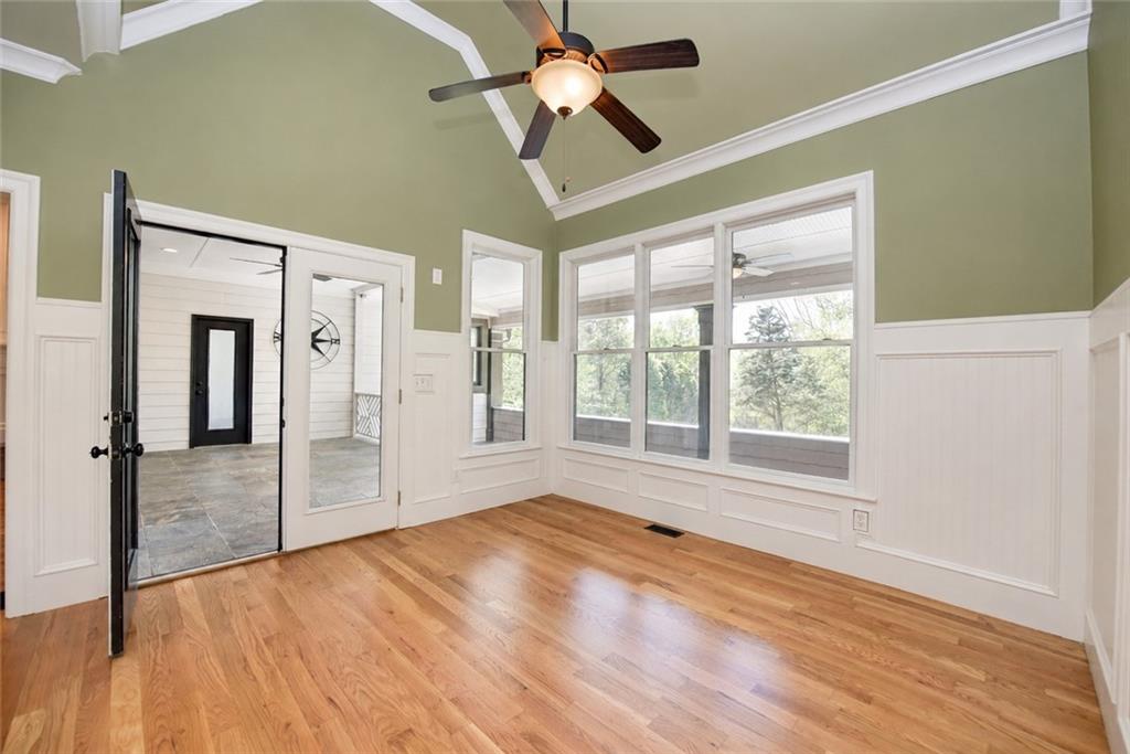 204 Lynn Lane Property Photo 60