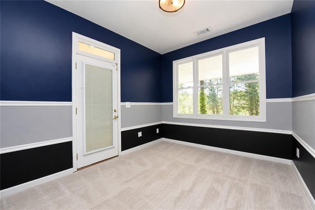 204 Lynn Lane Property Photo 82