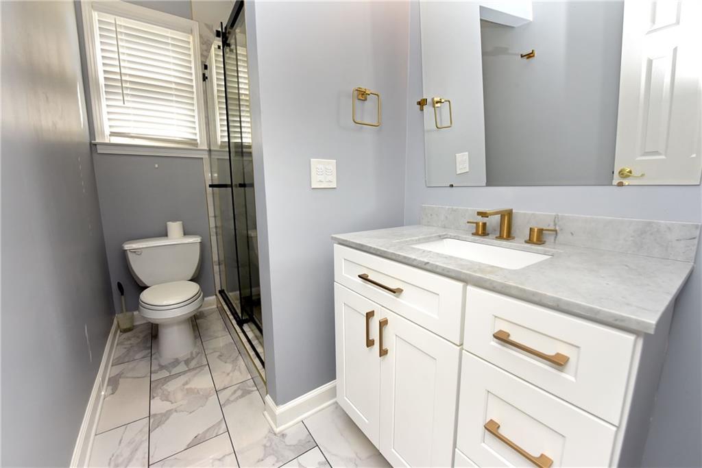 204 Lynn Lane Property Photo 86