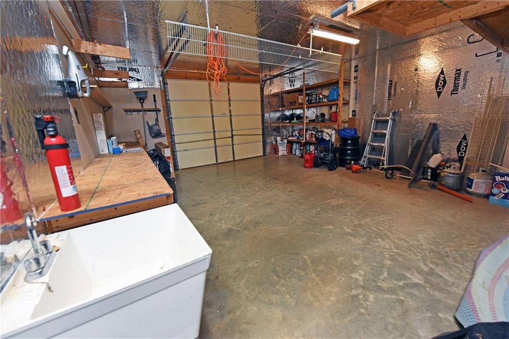 204 Lynn Lane Property Photo 90
