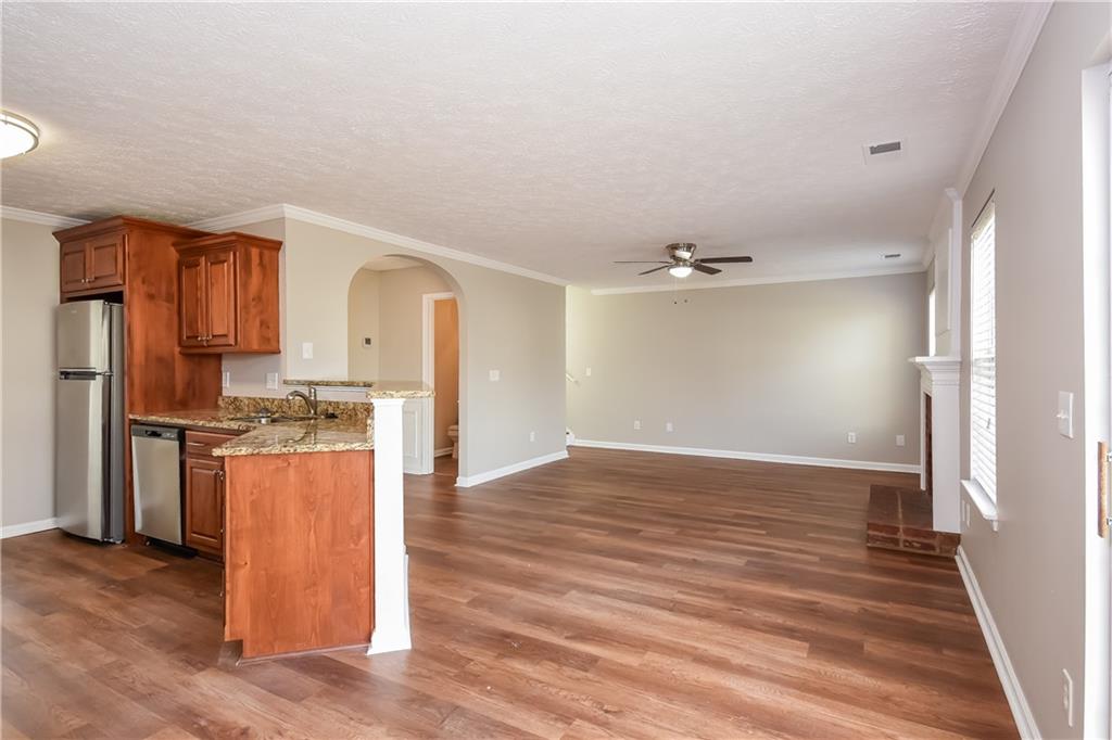 12 Hitchcock Station Ne Property Photo 6
