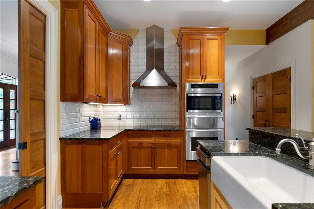 75 Rivercreek Crossing Property Photo 15