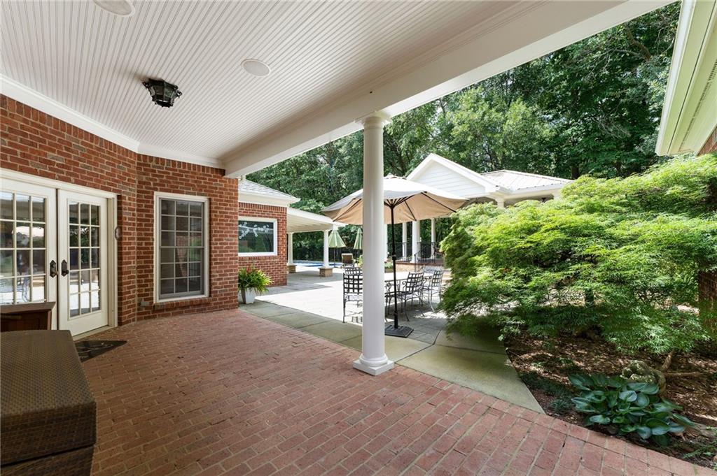 75 Rivercreek Crossing Property Photo 38