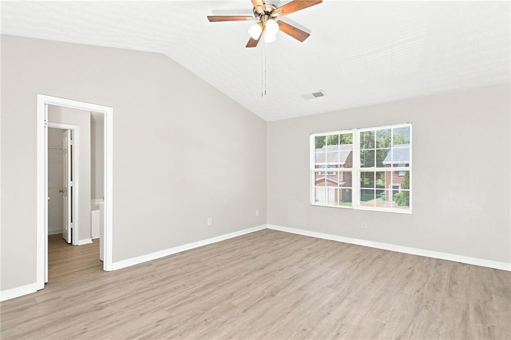 5604 Windfall Lane Property Photo 6