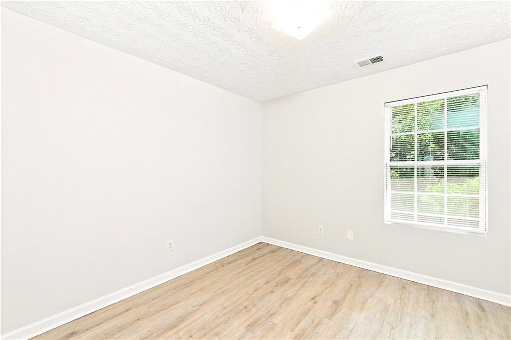 5604 Windfall Lane Property Photo 10