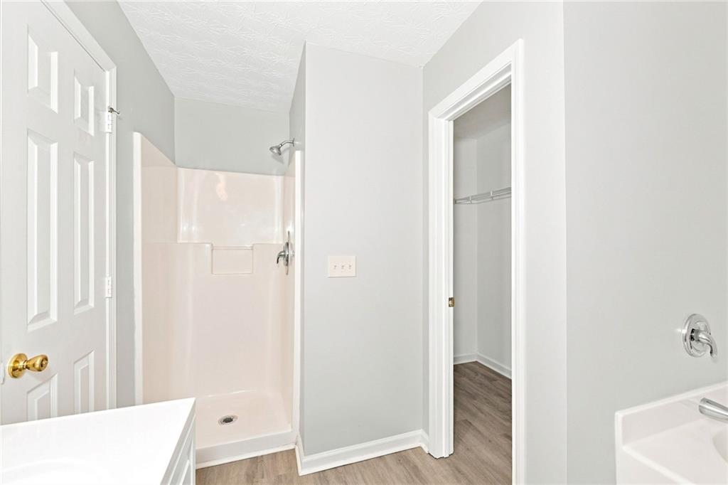 5604 Windfall Lane Property Photo 12
