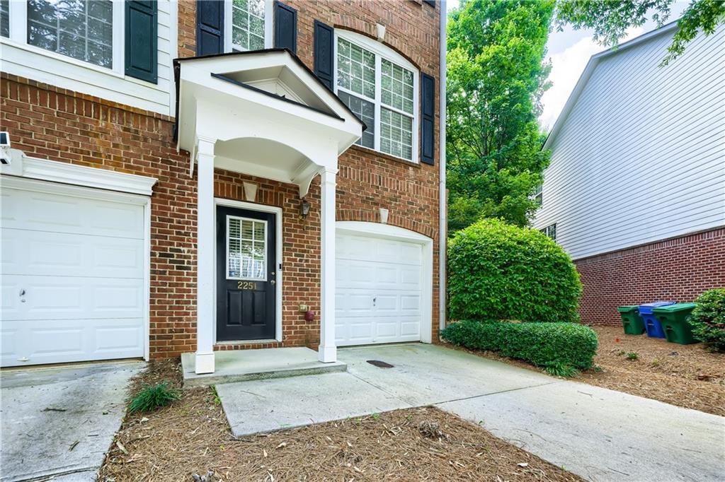 2251 Dillard Crossing Property Photo 1