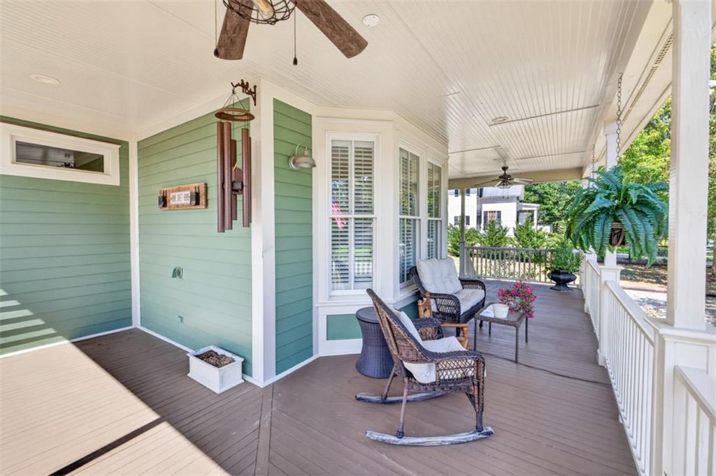 190 Elm Street Property Photo 2