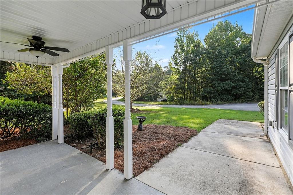250 Dillion Drive Property Photo 9