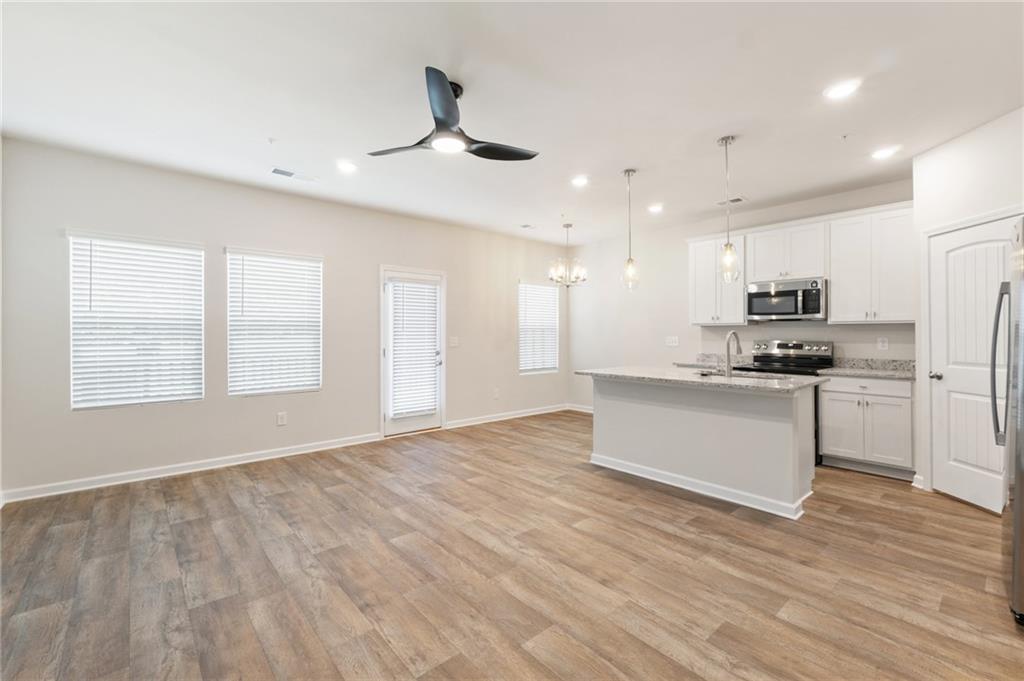 11516 Kimberly Way Unit 28 Property Photo 6