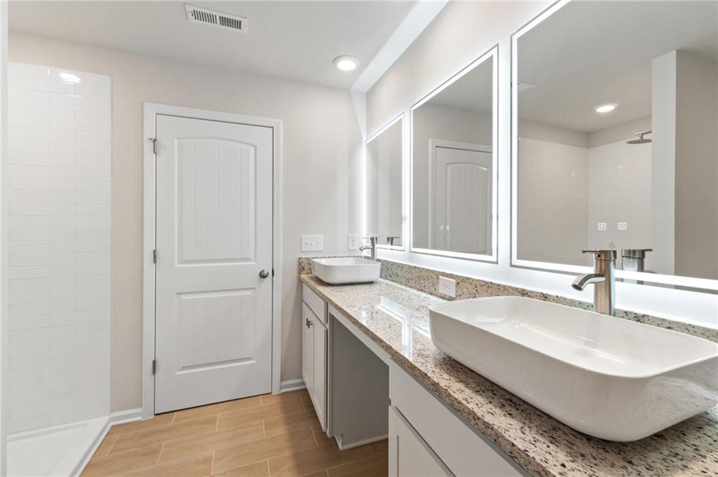 11516 Kimberly Way Unit 28 Property Photo 17