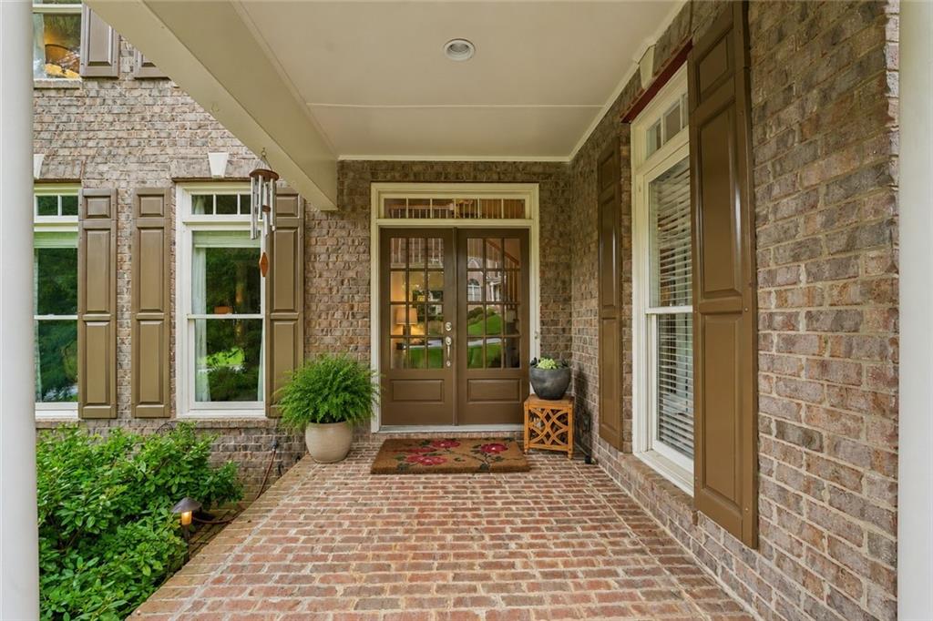 5310 Hedgewick Way Property Photo 5