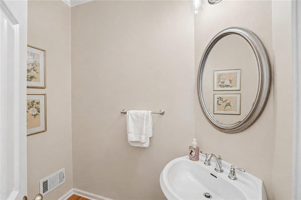 5310 Hedgewick Way Property Photo 20
